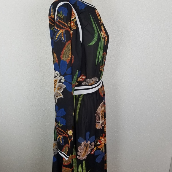 5/$30 KATE C FLORAL PRINT LONG SLEEVE MAXI DRESS - Picture 5 of 8
